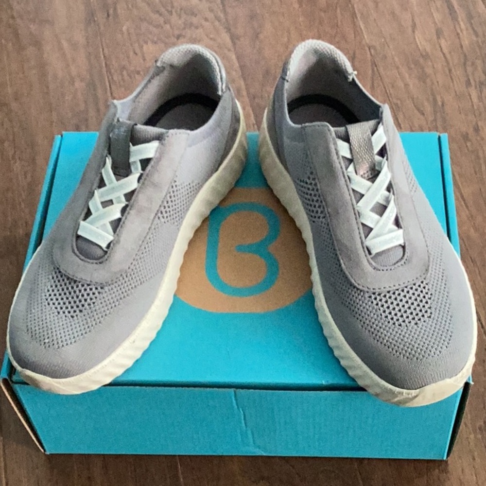 BZees sneakers